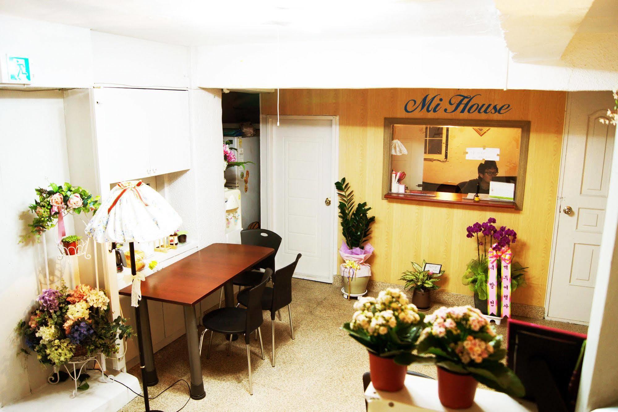 Mi House 호텔 서울특별시 외부 사진